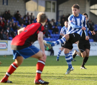 Home Start - Alex Brown begins the unbeaten run v Mickleover Sports Copyright © Rick Matthews